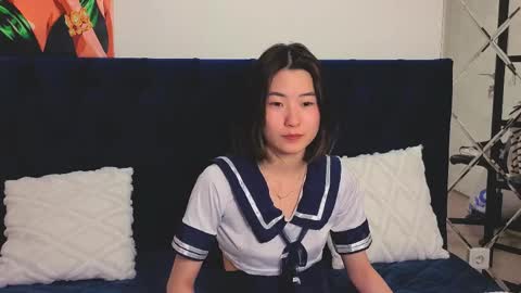 Snapshot of runi_asian chatting on 05.25.26 Runi online show from 05.25.26