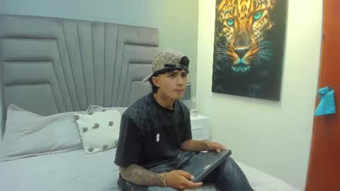 Snapshot of ruslan_marcel chatting on 06.25.26 Ruslan Marcel online show from 06.25.26
