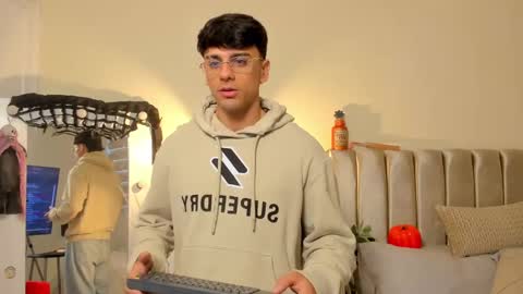 Russ online show from 10.07.25