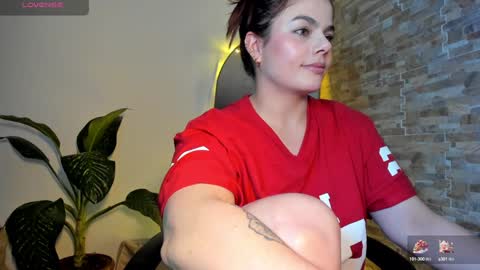 Snapshot of russcurley chatting on 12.26.24 Lorenn online show from 12.26.24