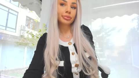 Ava online show from 11.12.25