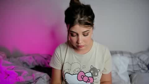 Snapshot of russypussy141 chatting on 11.24.25 Alex online show from 11.24.25