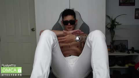 Snapshot of rustynf1tz chatting on 05.12.26 MillionDollarGuy online show from 05.12.26