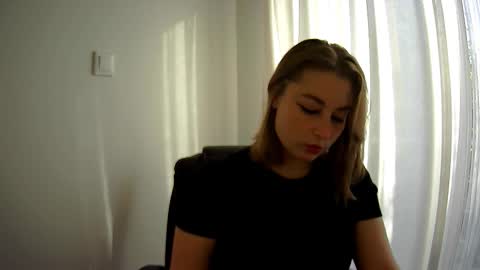 Snapshot of ruthless_111 chatting on 09.08.25 Nika online show from 09.08.25