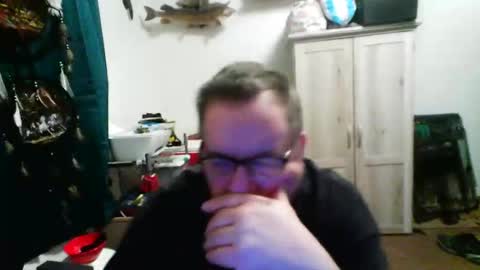 Snapshot of rwzar_0712 chatting on 10.25.25 rwzar_0712 online show from 10.25.25