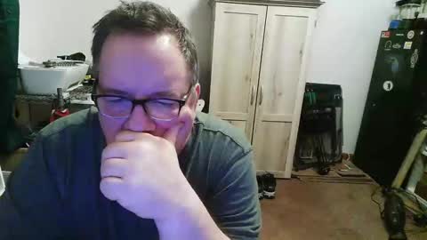 Snapshot of rwzar_0712 chatting on 11.05.25 rwzar_0712 online show from 11.05.25