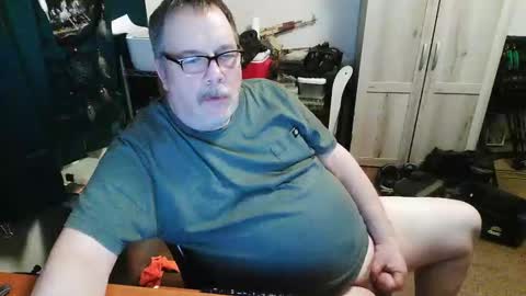 Snapshot of rwzar_0712 chatting on 11.11.25 rwzar_0712 online show from 11.11.25