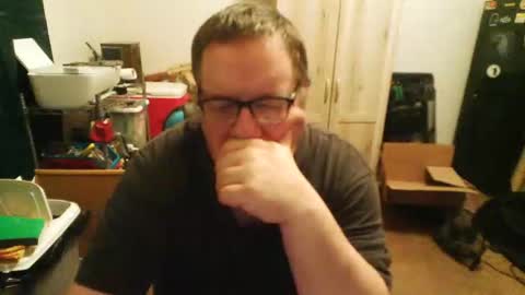 Snapshot of rwzar_0712 chatting on 12.02.25 rwzar_0712 online show from 12.02.25