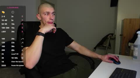 Snapshot of ryan_dozer chatting on 01.11.26 RYAN DOZER online show from 01.11.26