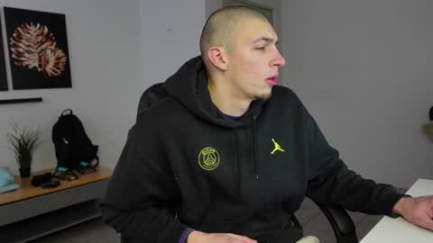 Snapshot of ryan_dozer chatting on 02.08.26 RYAN DOZER online show from 02.08.26