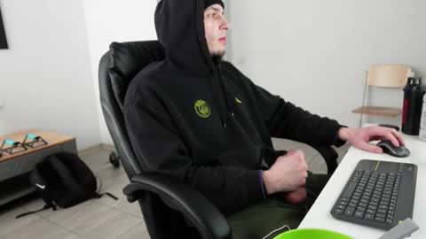 Snapshot of ryan_dozer chatting on 02.10.26 RYAN DOZER online show from 02.10.26