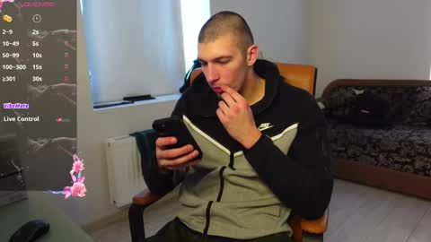 Snapshot of ryan_dozer chatting on 02.14.26 RYAN DOZER online show from 02.14.26