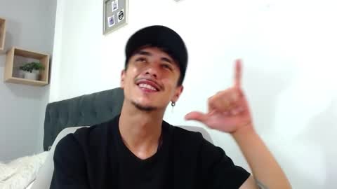 Snapshot of ryan_maxy chatting on 01.15.25 ryan online show from 01.15.25