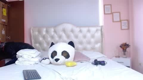 Snapshot of ryan_maxy chatting on 01.18.25 ryan online show from 01.18.25