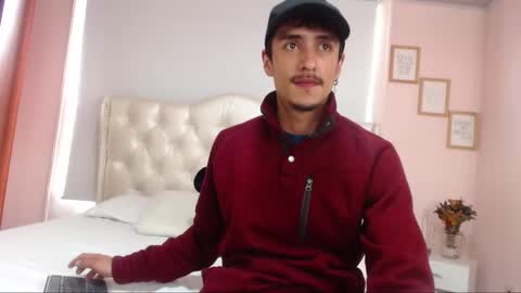 Snapshot of ryan_maxy chatting on 01.25.25 ryan online show from 01.25.25