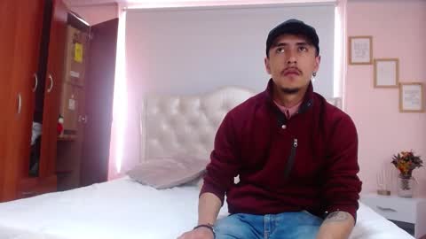 Snapshot of ryan_maxy chatting on 02.03.25 ryan online show from 02.03.25