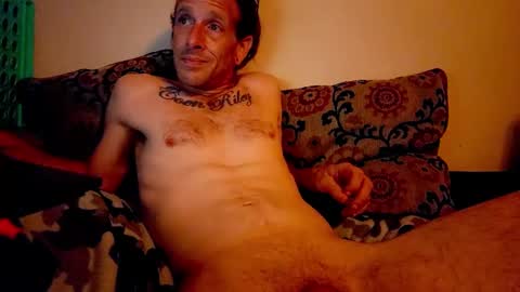 Snapshot of ryanfc85 chatting on 10.07.25 RFC666 online show from 10.07.25