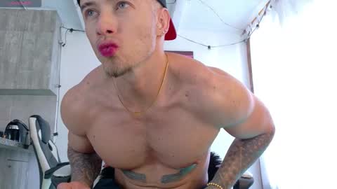 Snapshot of ryann_blue_ chatting on 09.14.25 Ryan Blue ig ryannblue online show from 09.14.25