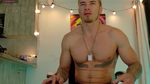 Snapshot of ryann_blue_ chatting on 10.28.25 Ryan Blue ig ryannblue online show from 10.28.25