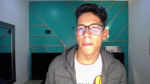 RyanPricee online show from 01.04.25