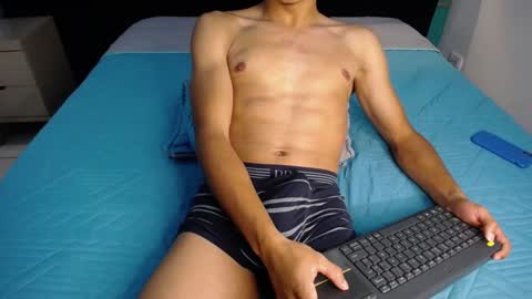 RyanPricee online show from 01.10.25