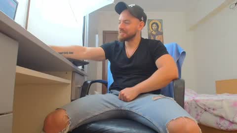 Ryanstone  online show from 07.25.26