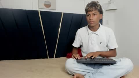 Snapshot of ryder_cum23 chatting on 10.24.25 ryder_cum23 online show from 10.24.25