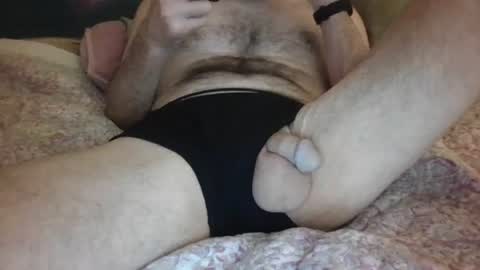 Snapshot of ryg3vb chatting on 11.05.25 LBeatingass33 online show from 11.05.25