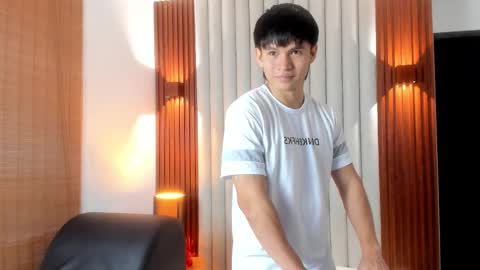 Ryo Kush online show from 10.12.25