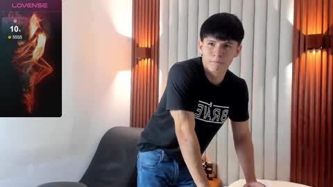 Ryo Kush online show from 02.06.26