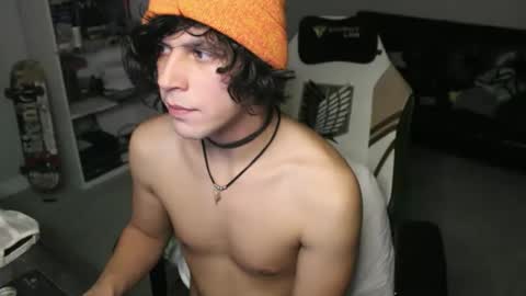 Snapshot of ryot35 chatting on 11.19.25 Ryot3 online show from 11.19.25