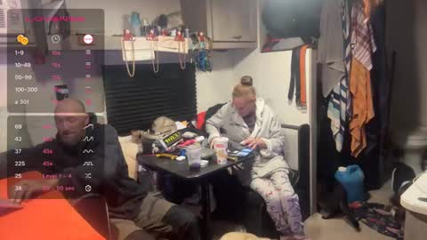 Snapshot of rytracey2024 chatting on 10.20.25 RyTracey2024 online show from 10.20.25