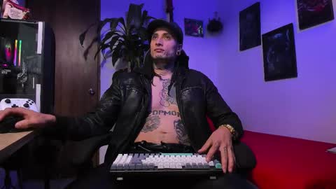 leopmonk help me reach 100 thumbs up online show from 11.14.25