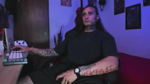 leopmonk help me reach 100 thumbs up online show from 01.17.26