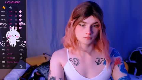 Snapshot of ryuu_sun chatting on 11.02.25 Alice online show from 11.02.25