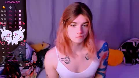 Snapshot of ryuu_sun chatting on 11.25.25 Alice online show from 11.25.25