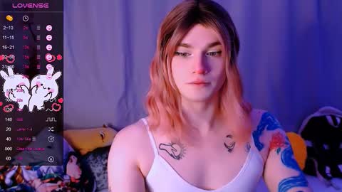 Snapshot of ryuu_sun chatting on 12.18.25 Alice online show from 12.18.25