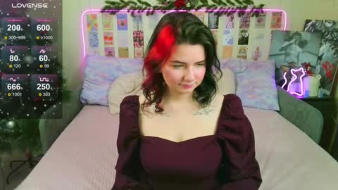 Snapshot of s_katekisa_ss chatting on 01.10.25 Kate online show from 01.10.25