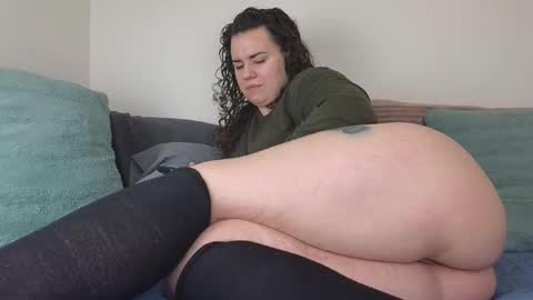 Leanne online show from 12.23.25