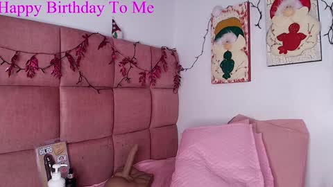 Snapshot of s_samanthax chatting on 12.14.24 Samantha online show from 12.14.24