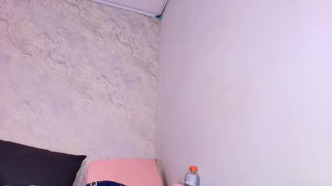 Snapshot of s_sofia_ chatting on 03.05.25 s_sofia_ online show from 03.05.25