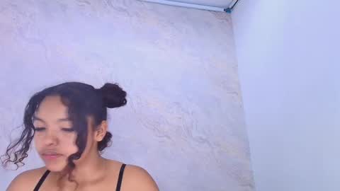 Snapshot of s_sofia_ chatting on 03.08.25 s_sofia_ online show from 03.08.25