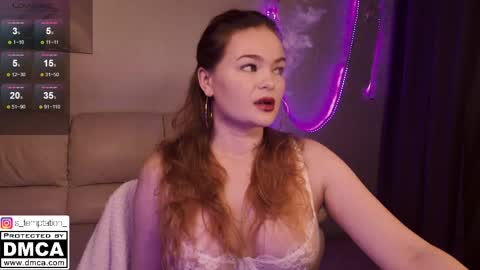 Snapshot of s_temptation chatting on 05.25.26 Sonya online show from 05.25.26
