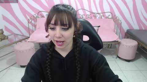 Snapshot of saabrina_ chatting on 10.16.25 Sabrina online show from 10.16.25