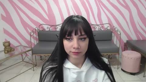 Snapshot of saabrina_ chatting on 11.21.25 Sabrina online show from 11.21.25