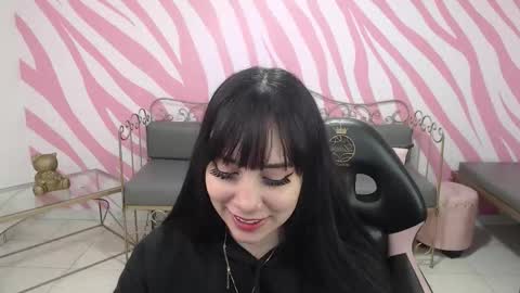 Snapshot of saabrina_ chatting on 12.03.25 Sabrina online show from 12.03.25