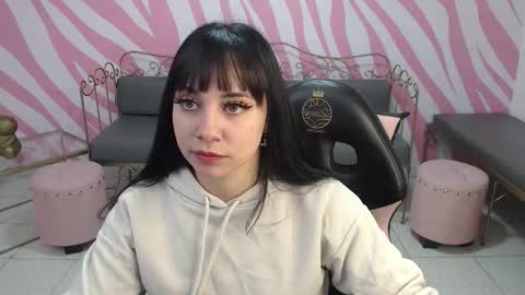 Snapshot of saabrina_ chatting on 12.14.25 Sabrina online show from 12.14.25