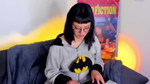 Snapshot of saam_collins69 chatting on 10.27.25 Val online show from 10.27.25