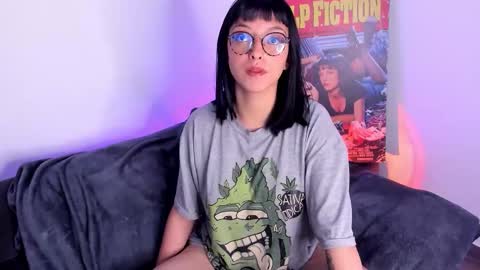 Snapshot of saam_collins69 chatting on 11.06.25 Val online show from 11.06.25