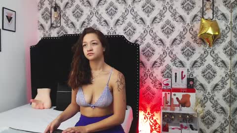 Snapshot of saara_brown chatting on 01.16.25 Saara Brown online show from 01.16.25